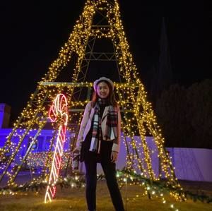 Meet your Posher, Hyun-jee